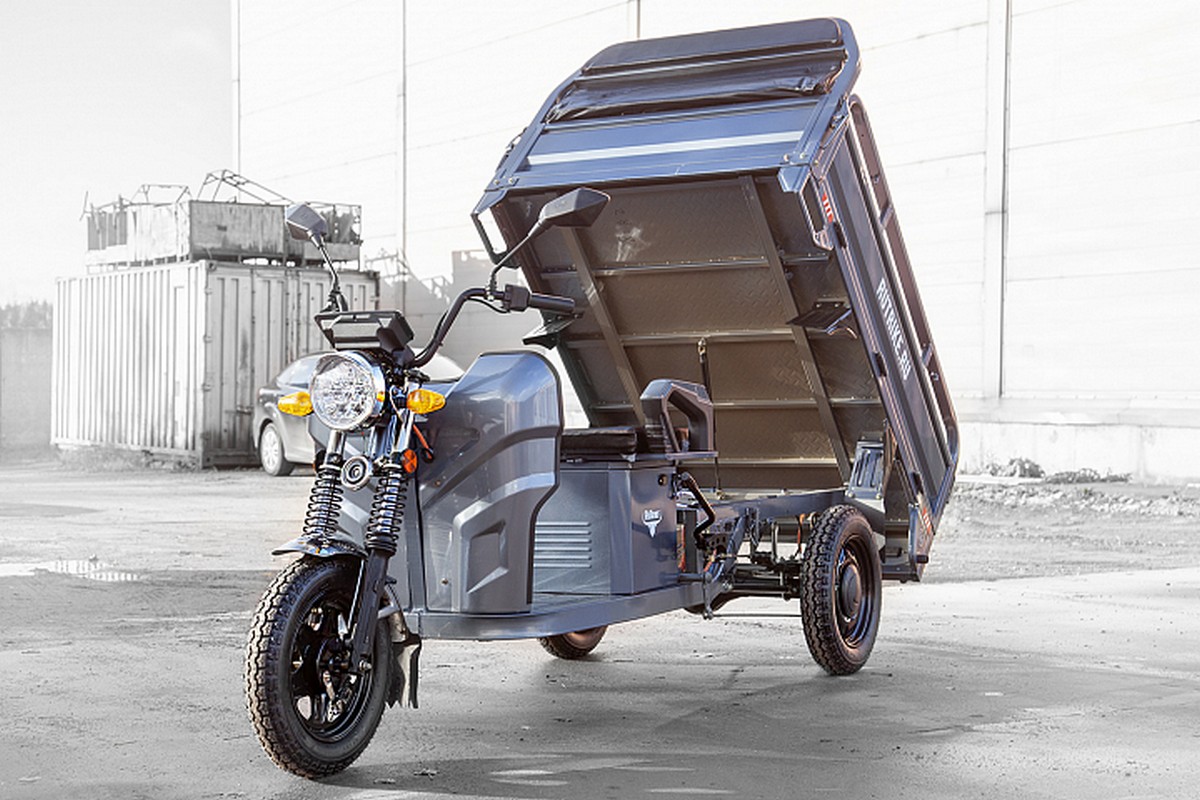 Грузовой электротрицикл RuTrike Мастер 1500 60V1000W 024452-2739 серый 1200_800