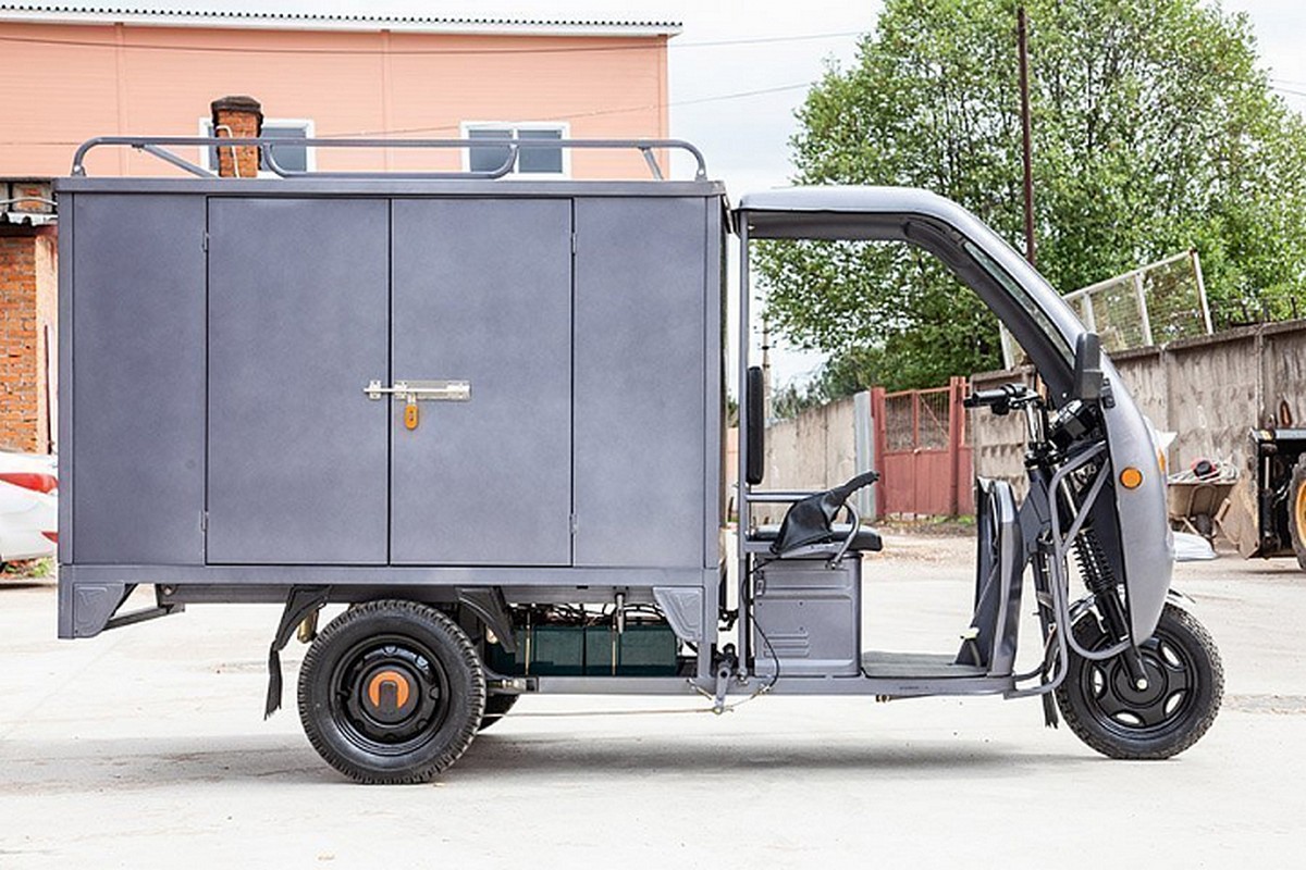 Грузовой электротрицикл RuTrike КАРГО 1800 60V1000W 022100-2794 темно-синий матовый 1200_800